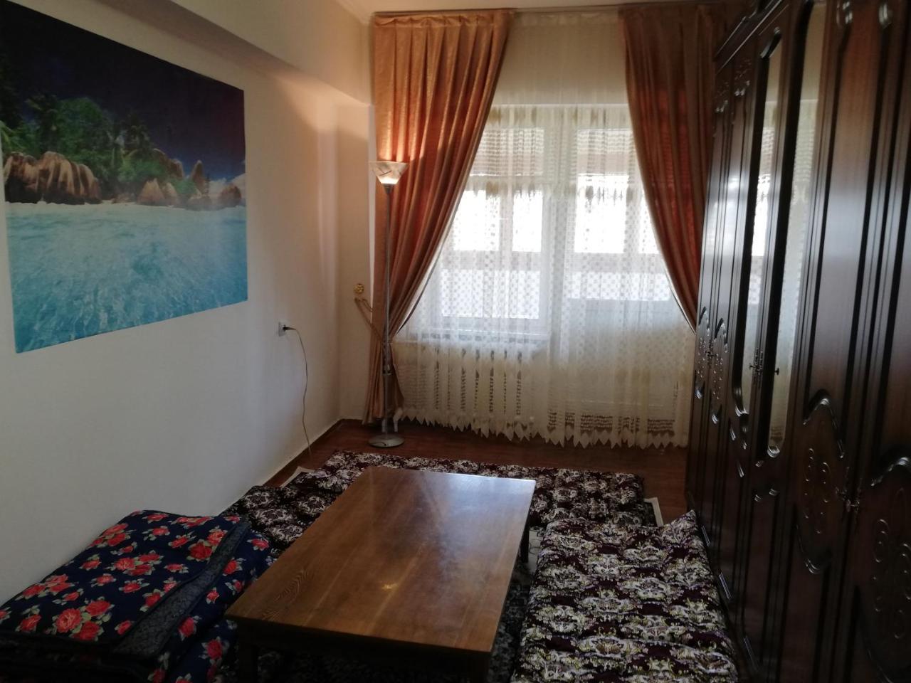 3Br Chorsu Apartment Tashkent Ngoại thất bức ảnh