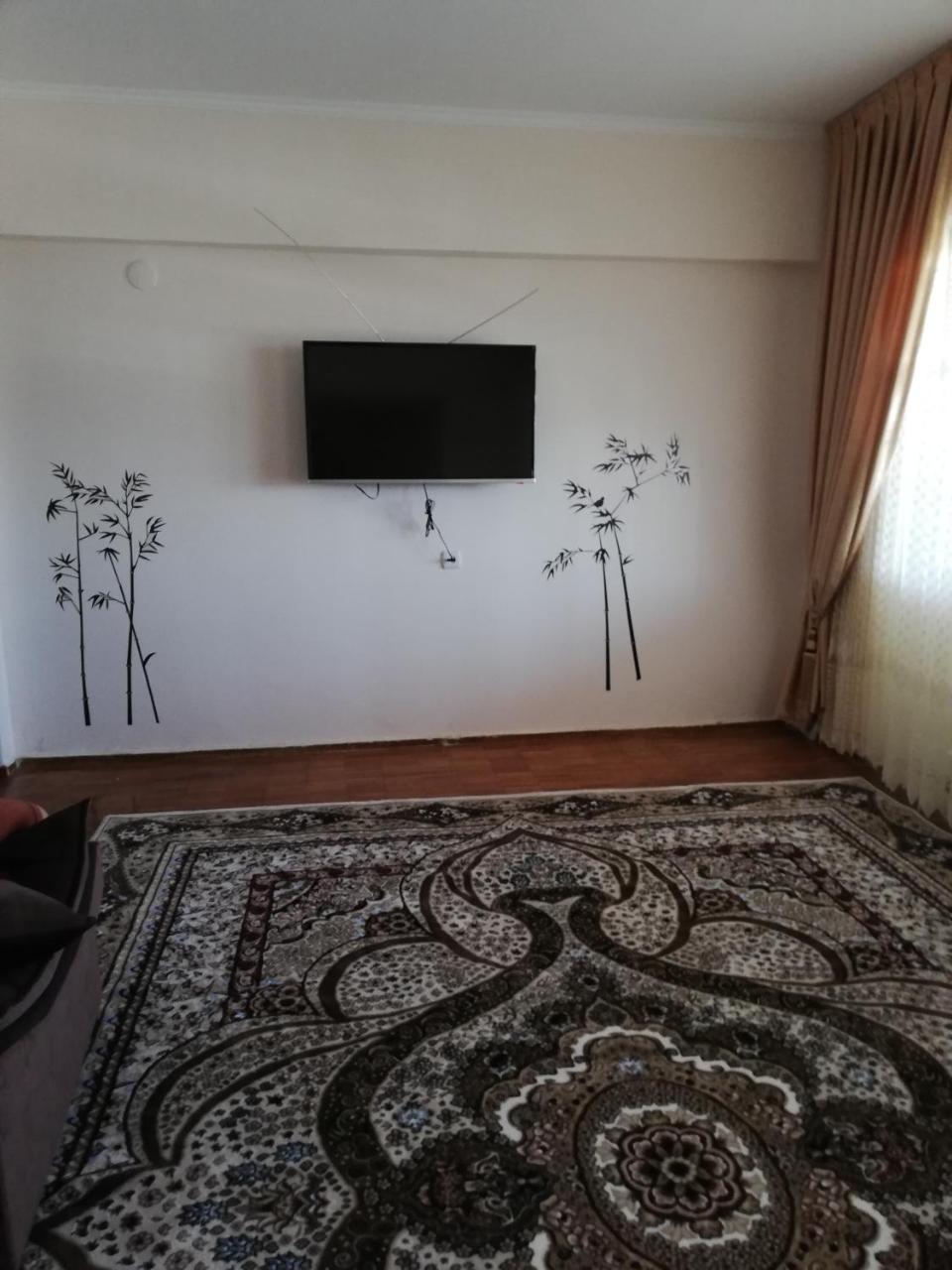 3Br Chorsu Apartment Tashkent Ngoại thất bức ảnh