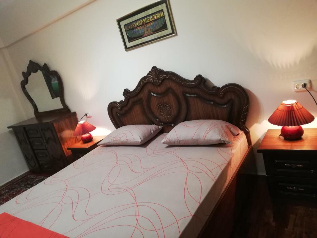 3Br Chorsu Apartment Tashkent Ngoại thất bức ảnh